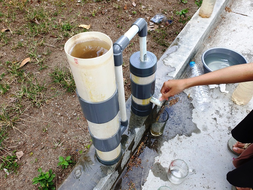 Alat Penjernih Air Sederhana Karya Mahasiswa KKN UNY | Universitas